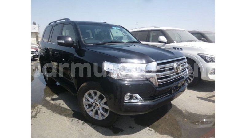 Big with watermark toyota land cruiser harare import dubai 12660