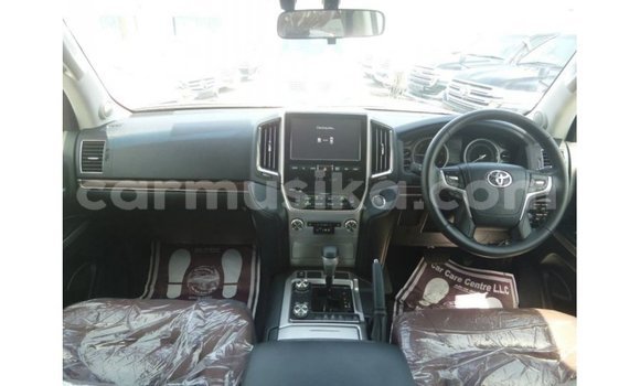 Nunua Imported Toyota Land Cruiser Nyeusi Gari ndani ya Import - Dubai nchini Harare Nunua Imported Toyota Land Cruiser Nyeusi Gari ndani ya Import - Dubai nchini Harare