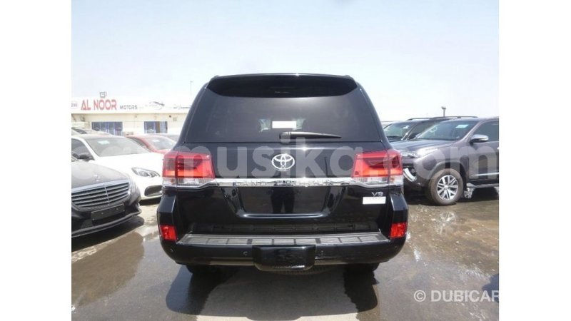 Big with watermark toyota land cruiser harare import dubai 12660