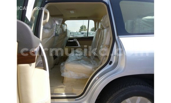 Nunua Imported Toyota Land Cruiser Nyingine Gari ndani ya Import - Dubai nchini Harare Nunua Imported Toyota Land Cruiser Nyingine Gari ndani ya Import - Dubai nchini Harare