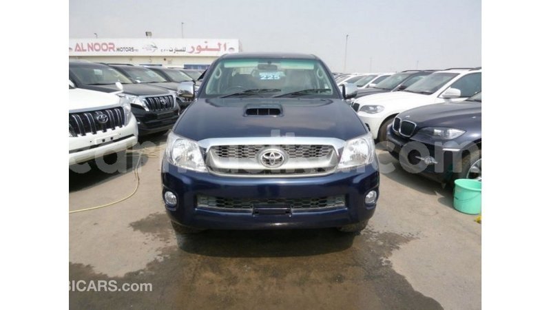 Big with watermark toyota hilux harare import dubai 12663