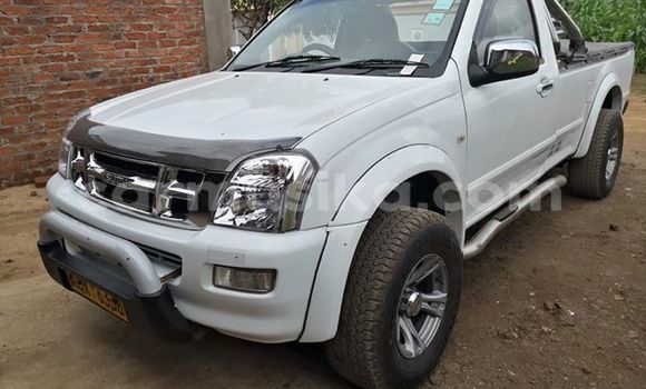 Acheter Occasion Voiture Isuzu KB Blanc à Harare, Harare Acheter Occasion Voiture Isuzu KB Blanc à Harare, Harare