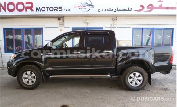 Tenga Imported Toyota Hilux Nhema Mota in Import - Dubai in Harare Tenga Imported Toyota Hilux Nhema Mota in Import - Dubai in Harare