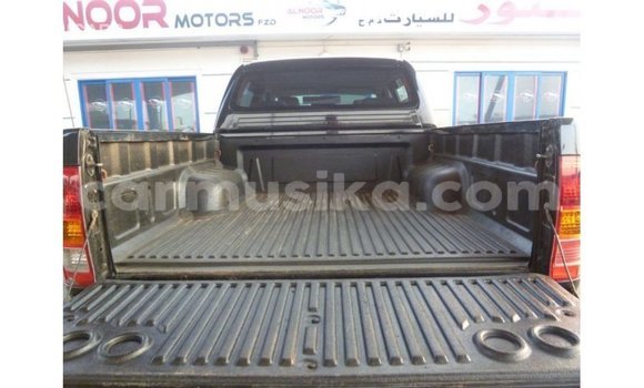 Tenga Imported Toyota Hilux Nhema Mota in Import - Dubai in Harare Tenga Imported Toyota Hilux Nhema Mota in Import - Dubai in Harare