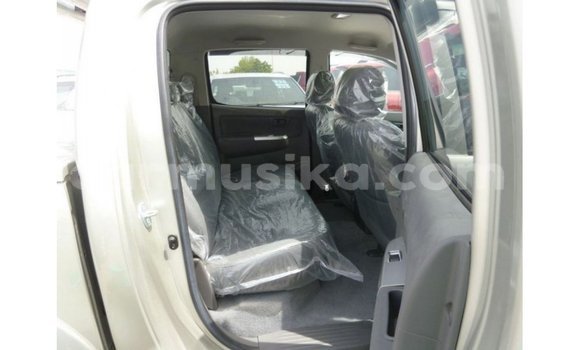 Nunua Imported Toyota Hilux Nyingine Gari ndani ya Import - Dubai nchini Harare Nunua Imported Toyota Hilux Nyingine Gari ndani ya Import - Dubai nchini Harare