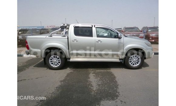Nunua Imported Toyota Hilux Nyingine Gari ndani ya Import - Dubai nchini Harare Nunua Imported Toyota Hilux Nyingine Gari ndani ya Import - Dubai nchini Harare