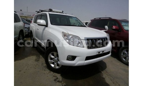 Nunua Imported Toyota Prado Nyeupe Gari ndani ya Import - Dubai nchini Harare Nunua Imported Toyota Prado Nyeupe Gari ndani ya Import - Dubai nchini Harare