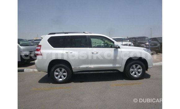Tenga Imported Toyota Prado Chena Mota in Import - Dubai in Harare Tenga Imported Toyota Prado Chena Mota in Import - Dubai in Harare