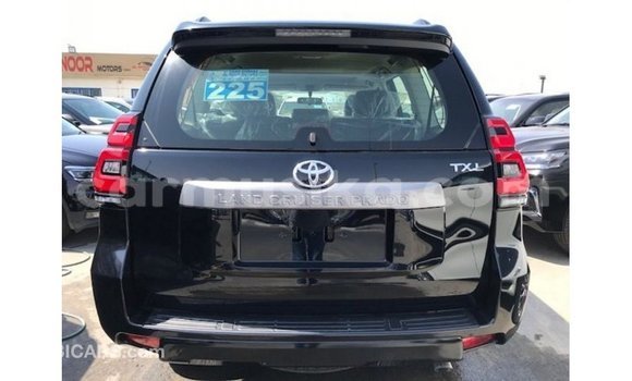 Nunua Imported Toyota Prado Nyeusi Gari ndani ya Import - Dubai nchini Harare Nunua Imported Toyota Prado Nyeusi Gari ndani ya Import - Dubai nchini Harare