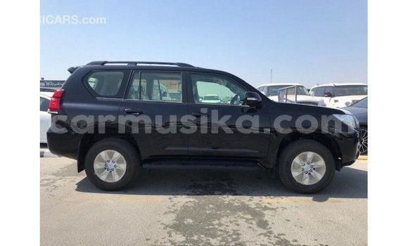 Nunua Imported Toyota Prado Nyeusi Gari ndani ya Import - Dubai nchini Harare Nunua Imported Toyota Prado Nyeusi Gari ndani ya Import - Dubai nchini Harare