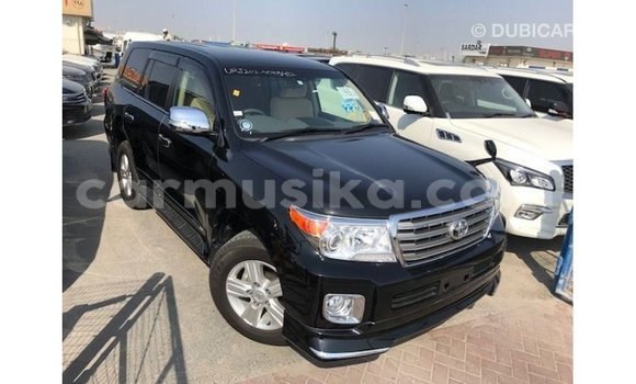 Nunua Imported Toyota Land Cruiser Nyeusi Gari ndani ya Import - Dubai nchini Harare Nunua Imported Toyota Land Cruiser Nyeusi Gari ndani ya Import - Dubai nchini Harare