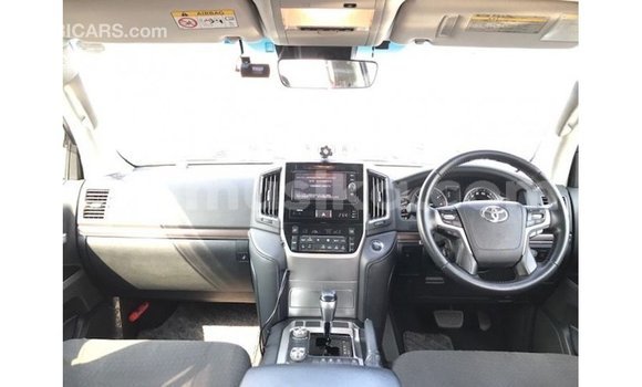 Tenga Imported Toyota Land Cruiser Zvimwe Mota in Import - Dubai in Harare Tenga Imported Toyota Land Cruiser Zvimwe Mota in Import - Dubai in Harare