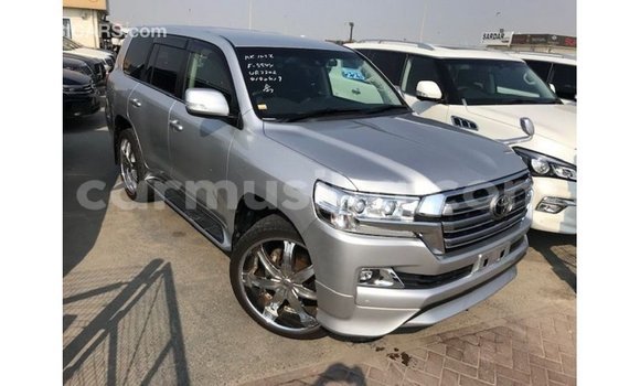 Tenga Imported Toyota Land Cruiser Zvimwe Mota in Import - Dubai in Harare Tenga Imported Toyota Land Cruiser Zvimwe Mota in Import - Dubai in Harare