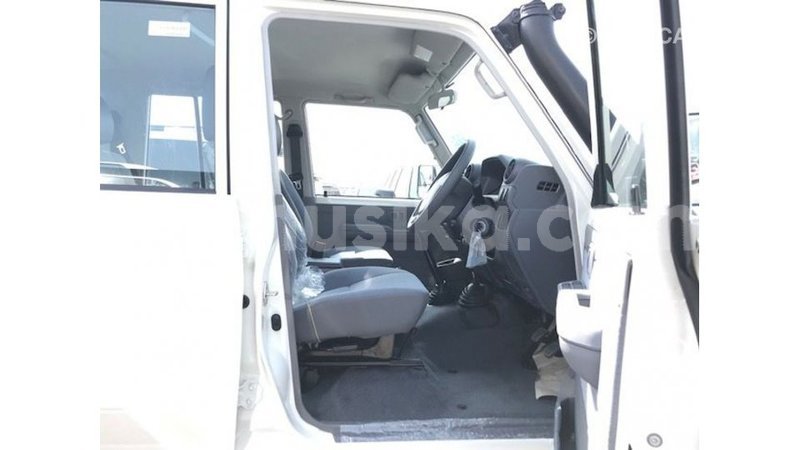 Big with watermark toyota land cruiser harare import dubai 12691