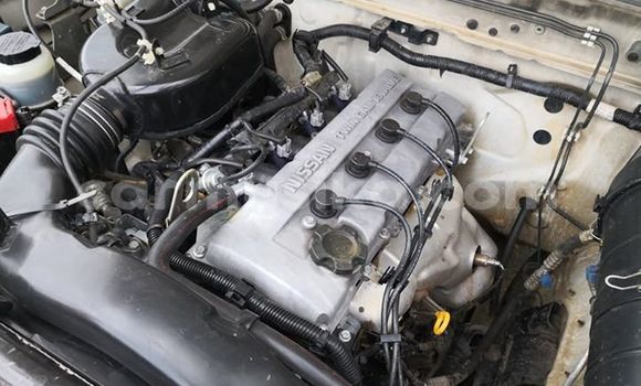 Acheter Occasion Voiture Nissan NP 300 Blanc à Harare, Harare Acheter Occasion Voiture Nissan NP 300 Blanc à Harare, Harare