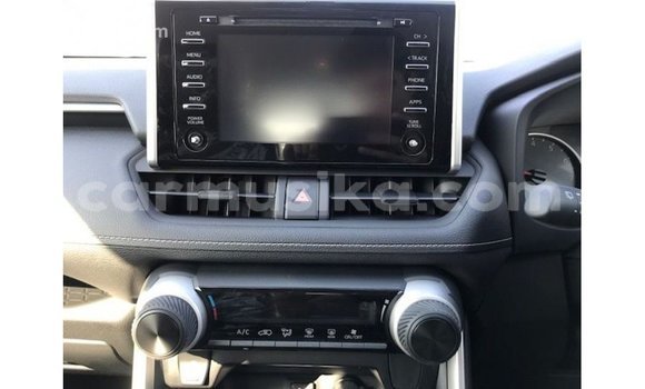 Tenga Imported Toyota HiAce Zvimwe Rori in Import - Dubai in Harare Tenga Imported Toyota HiAce Zvimwe Rori in Import - Dubai in Harare