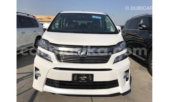 Tenga Imported Toyota Vellfire Chena Mota in Import - Dubai in Harare Tenga Imported Toyota Vellfire Chena Mota in Import - Dubai in Harare