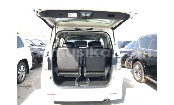 Tenga Imported Toyota Vellfire Chena Mota in Import - Dubai in Harare Tenga Imported Toyota Vellfire Chena Mota in Import - Dubai in Harare
