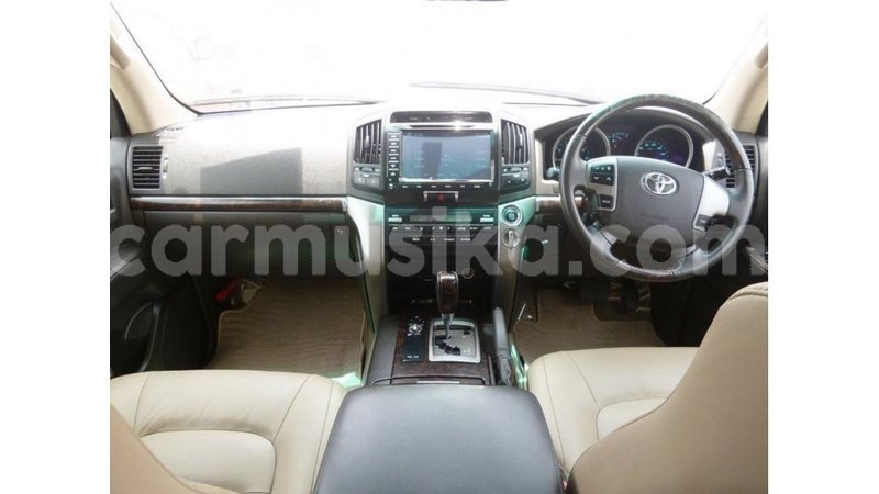 Big with watermark toyota land cruiser harare import dubai 12696