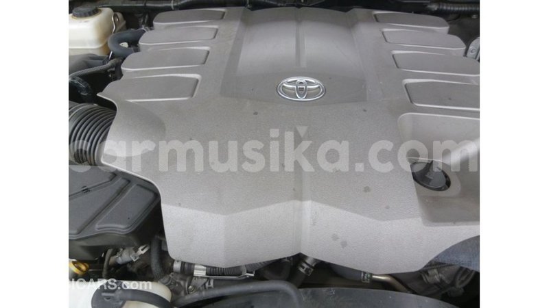 Big with watermark toyota land cruiser harare import dubai 12697