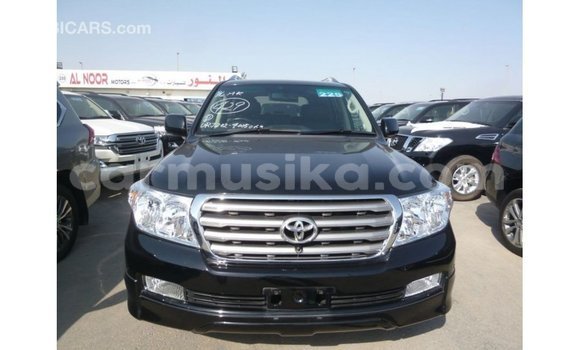 Nunua Imported Toyota Land Cruiser Nyeusi Gari ndani ya Import - Dubai nchini Harare Nunua Imported Toyota Land Cruiser Nyeusi Gari ndani ya Import - Dubai nchini Harare