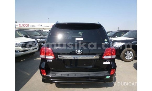 Tenga Imported Toyota Land Cruiser Nhema Mota in Import - Dubai in Harare Tenga Imported Toyota Land Cruiser Nhema Mota in Import - Dubai in Harare