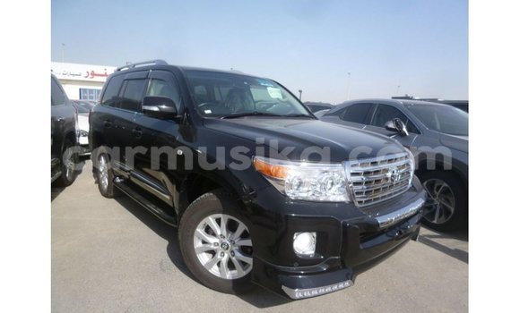 Nunua Imported Toyota Land Cruiser Nyeusi Gari ndani ya Import - Dubai nchini Harare Nunua Imported Toyota Land Cruiser Nyeusi Gari ndani ya Import - Dubai nchini Harare