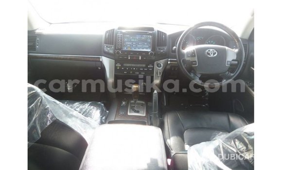 Nunua Imported Toyota Land Cruiser Nyeusi Gari ndani ya Import - Dubai nchini Harare Nunua Imported Toyota Land Cruiser Nyeusi Gari ndani ya Import - Dubai nchini Harare