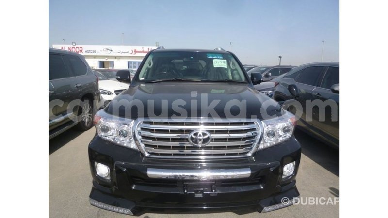 Big with watermark toyota land cruiser harare import dubai 12700