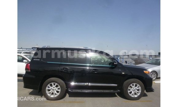 Nunua Imported Toyota Land Cruiser Nyeusi Gari ndani ya Import - Dubai nchini Harare Nunua Imported Toyota Land Cruiser Nyeusi Gari ndani ya Import - Dubai nchini Harare