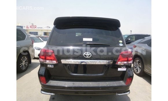 Acheter Import Voiture Toyota Land Cruiser Noir à Import - Dubai, Harare Acheter Import Voiture Toyota Land Cruiser Noir à Import - Dubai, Harare