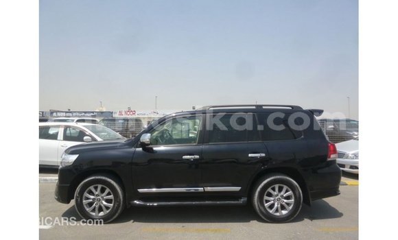 Acheter Import Voiture Toyota Land Cruiser Noir à Import - Dubai, Harare Acheter Import Voiture Toyota Land Cruiser Noir à Import - Dubai, Harare