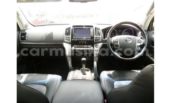 Tenga Imported Toyota Land Cruiser Nhema Mota in Import - Dubai in Harare Tenga Imported Toyota Land Cruiser Nhema Mota in Import - Dubai in Harare