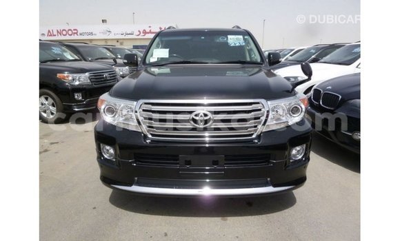 Tenga Imported Toyota Land Cruiser Nhema Mota in Import - Dubai in Harare Tenga Imported Toyota Land Cruiser Nhema Mota in Import - Dubai in Harare