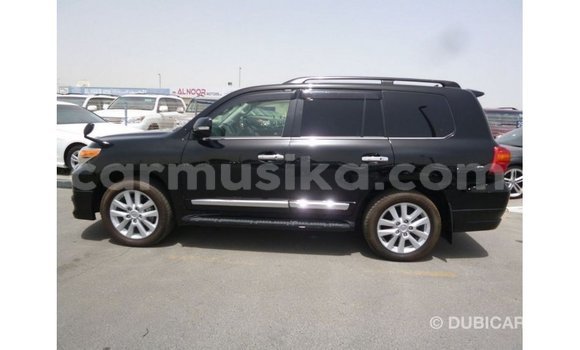 Tenga Imported Toyota Land Cruiser Nhema Mota in Import - Dubai in Harare Tenga Imported Toyota Land Cruiser Nhema Mota in Import - Dubai in Harare