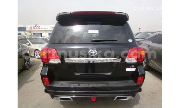 Nunua Imported Toyota Land Cruiser Nyeusi Gari ndani ya Import - Dubai nchini Harare Nunua Imported Toyota Land Cruiser Nyeusi Gari ndani ya Import - Dubai nchini Harare