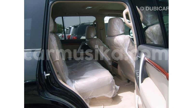 Big with watermark toyota land cruiser harare import dubai 12705