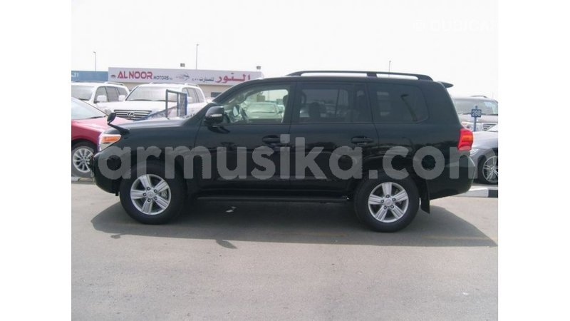 Big with watermark toyota land cruiser harare import dubai 12705