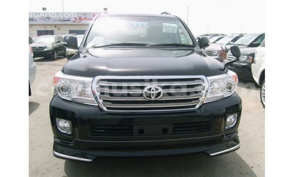 Tenga Imported Toyota Land Cruiser Nhema Mota in Import - Dubai in Harare Tenga Imported Toyota Land Cruiser Nhema Mota in Import - Dubai in Harare