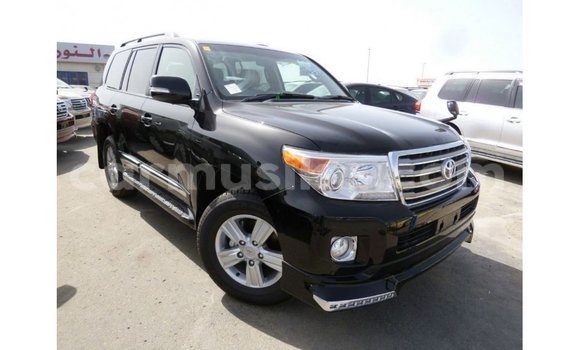 Tenga Imported Toyota Land Cruiser Nhema Mota in Import - Dubai in Harare Tenga Imported Toyota Land Cruiser Nhema Mota in Import - Dubai in Harare