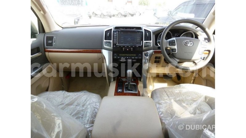 Big with watermark toyota land cruiser harare import dubai 12707