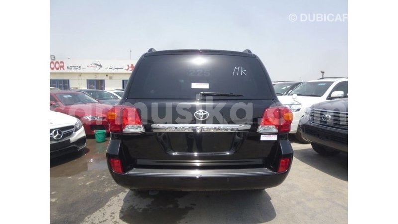 Big with watermark toyota land cruiser harare import dubai 12709