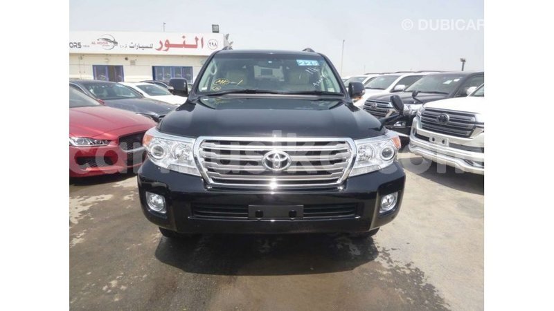 Big with watermark toyota land cruiser harare import dubai 12709