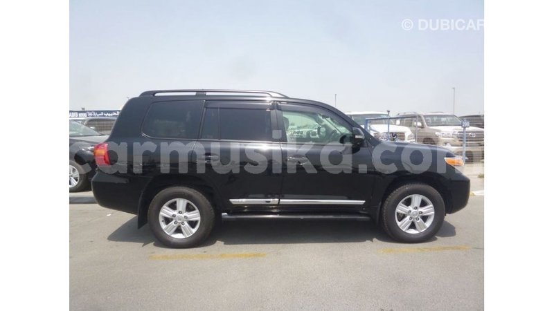 Big with watermark toyota land cruiser harare import dubai 12709