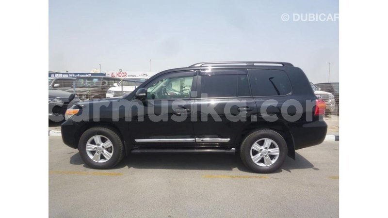 Big with watermark toyota land cruiser harare import dubai 12709