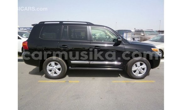 Buy Import Toyota Land Cruiser Black Car in Import - Dubai in Harare Buy Import Toyota Land Cruiser Black Car in Import - Dubai in Harare