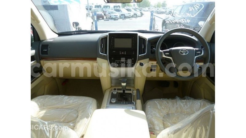 Big with watermark toyota land cruiser harare import dubai 12712