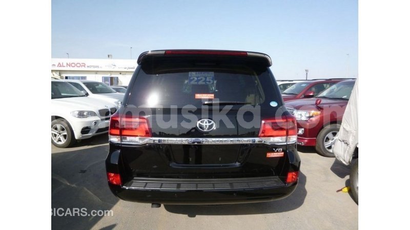 Big with watermark toyota land cruiser harare import dubai 12712