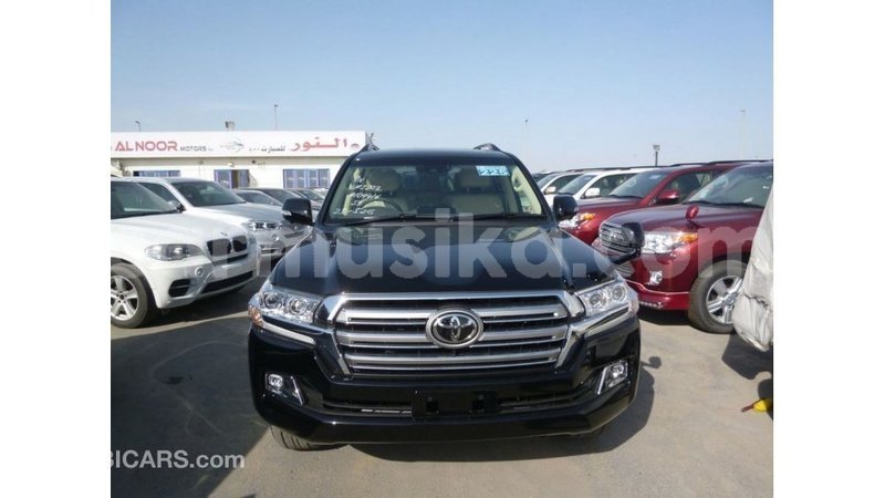 Big with watermark toyota land cruiser harare import dubai 12712