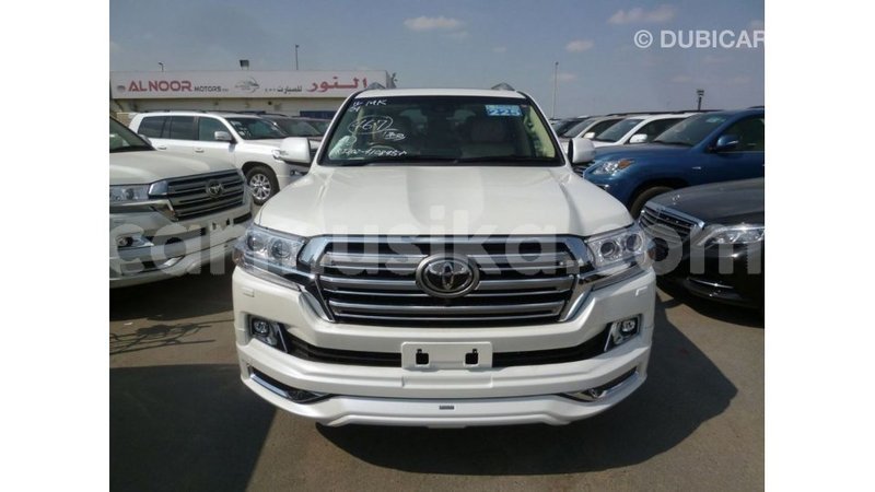 Big with watermark toyota land cruiser harare import dubai 12713